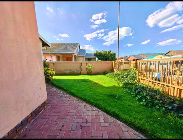 3 BEDROOM HOUSE FOR SALE IN SEBOKENG ZONE 3